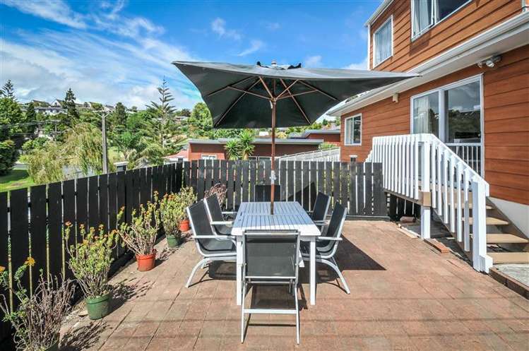 2/20 Hogans Road Glenfield_13