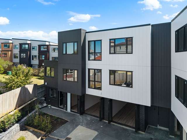 Modern Townhouse in New Lynn