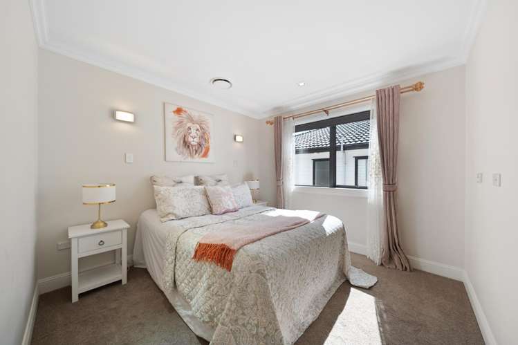 12 Drover Close Flat Bush_23