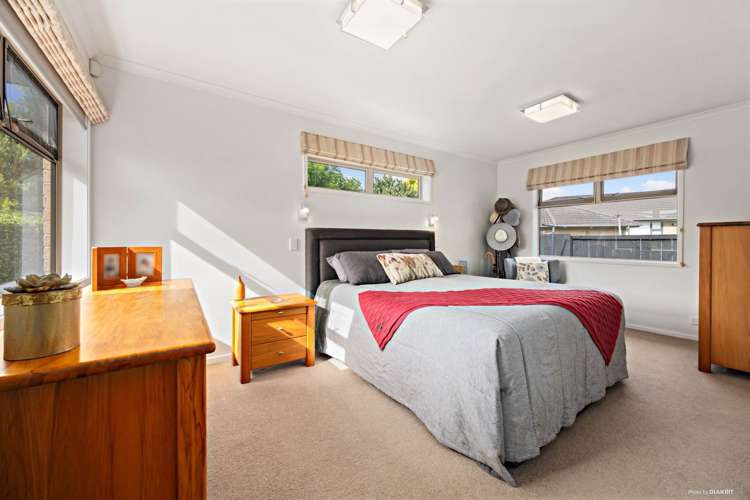 11c Lillian Place Orewa_15