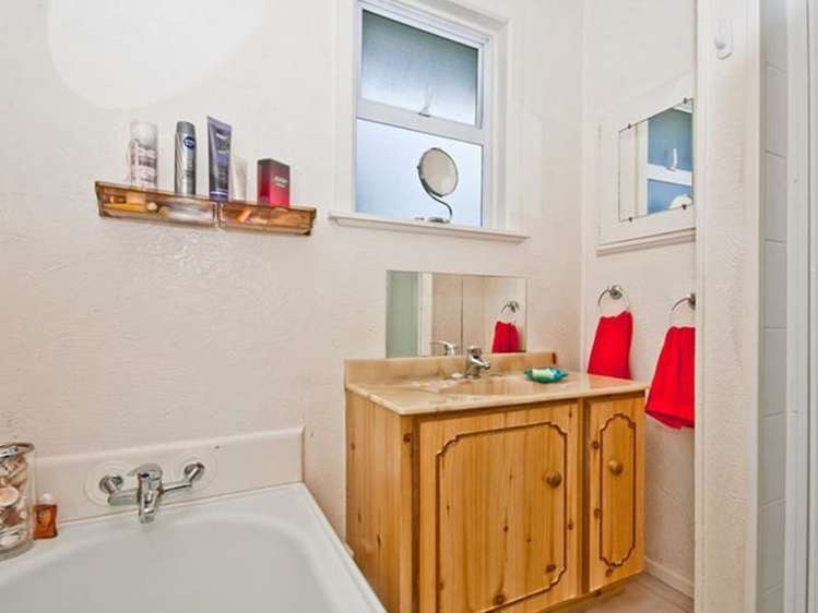 82a Woodglen Road Glen Eden_11