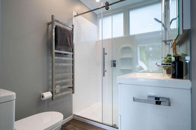 1/5 Gull Lane Mairangi Bay_16