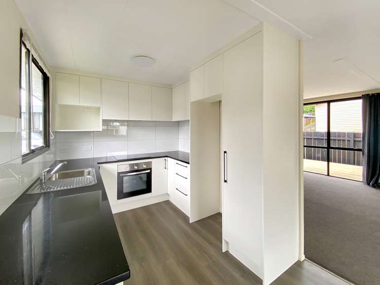 1/76 Parrs Cross Road Henderson_5