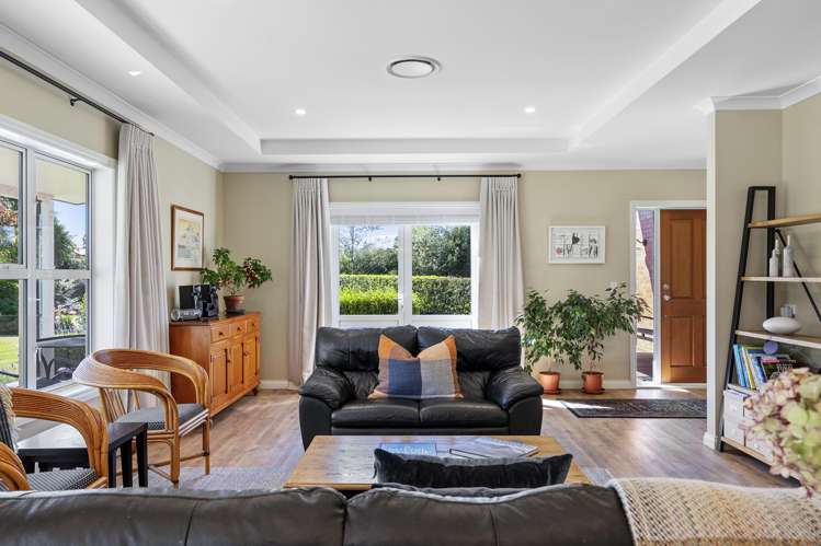 49 Stott Drive Darfield_8