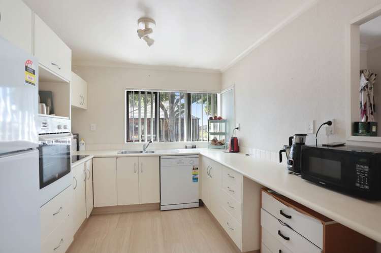 2 Westvale Avenue Ranui_5