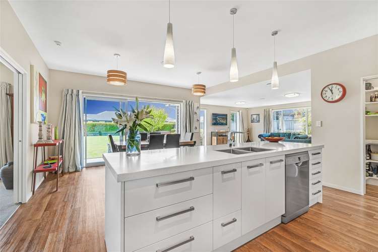 24f Jozecom Place Rolleston_10