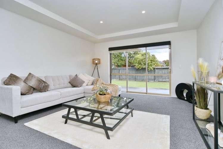95 Gayhurst Road Dallington_3