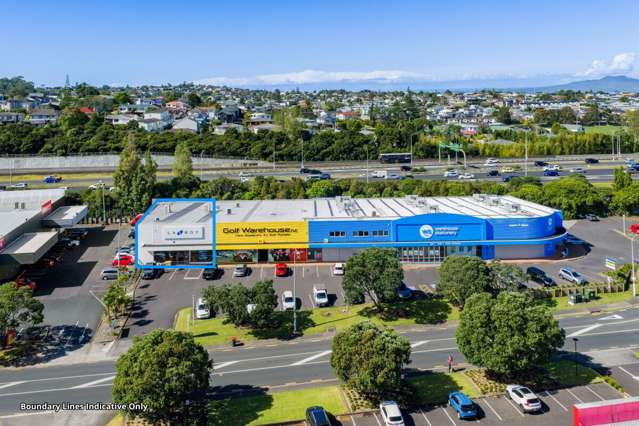 Unit C, 7-19 Croftfield Lane Wairau Valley_1