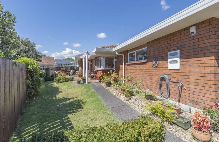 18a South Street Papakura_16