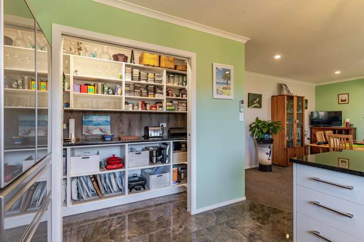 13 Hartley Avenue_5