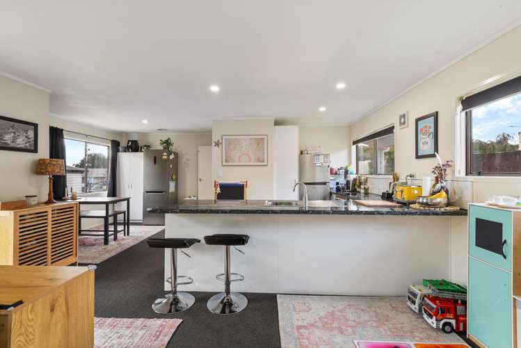 38 Blomfield Street Pukehangi_2