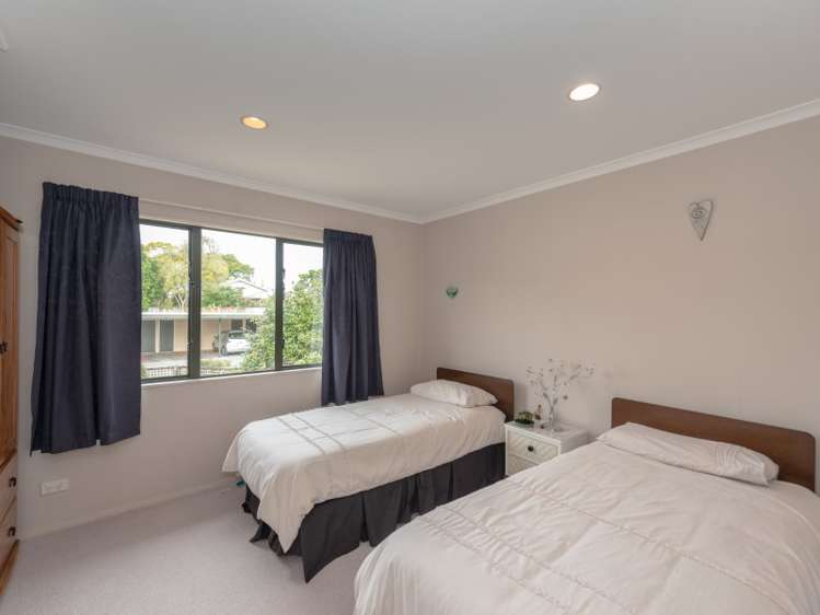 2 Akona Lane Hamilton East_8