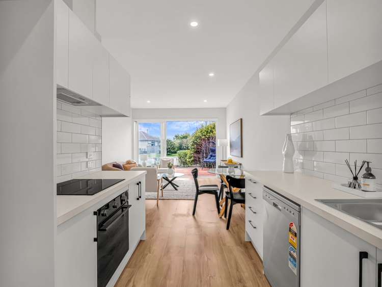 16 Kitchener Place_2