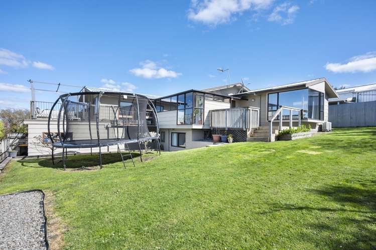6 Rangeview Place Feilding_16