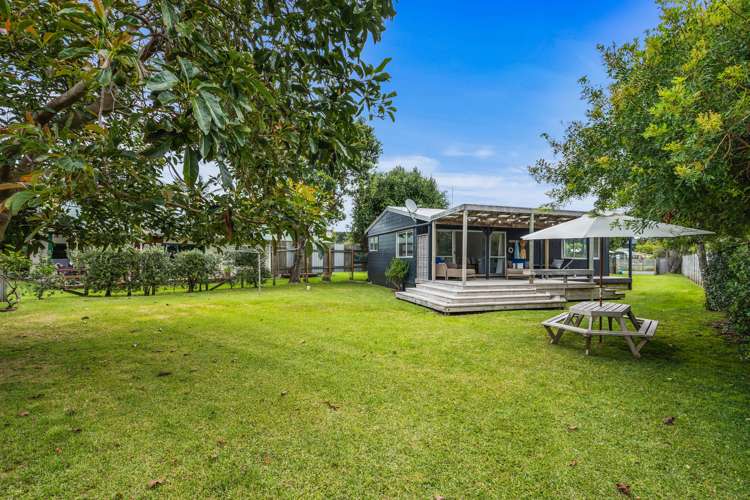 8 Ringer Avenue Matapouri_17
