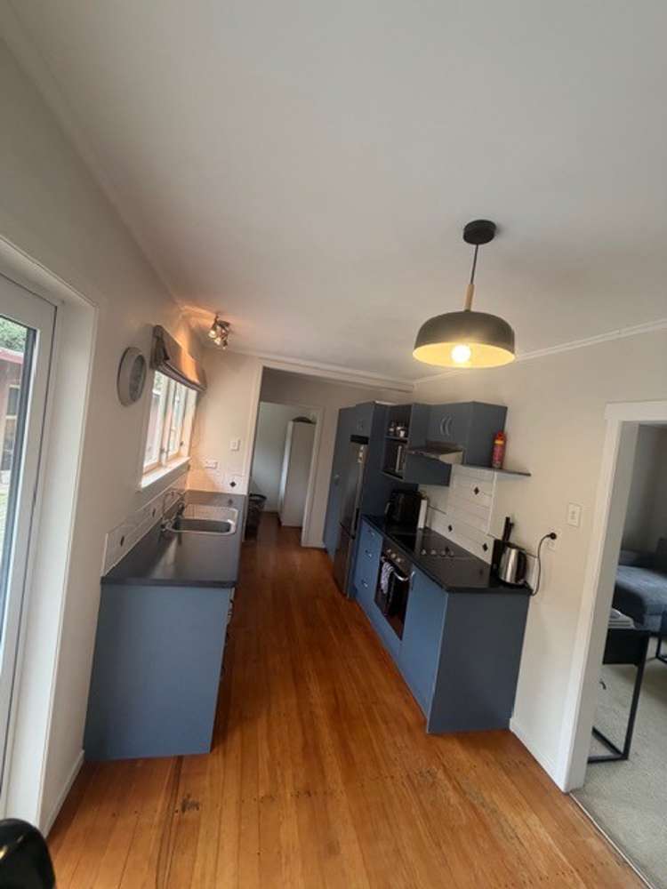 7 Hillside Crescent Westown_5