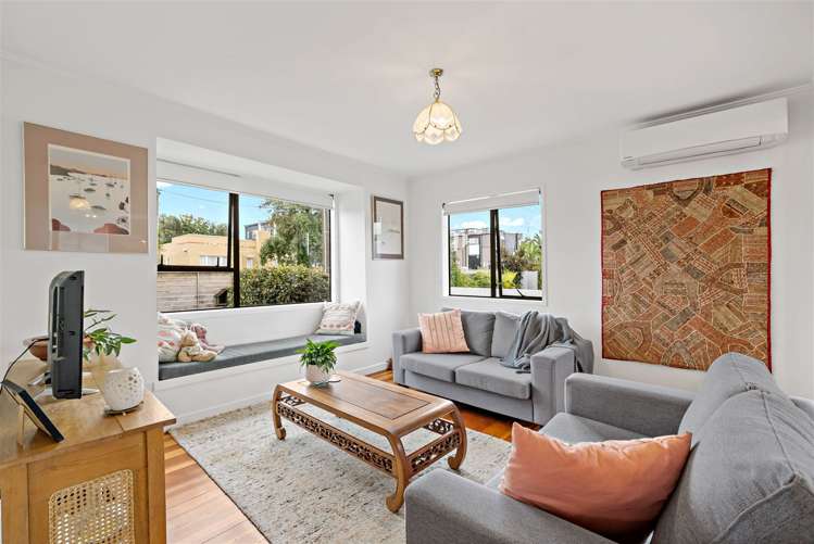 1/20 Lomond Street Takapuna_6