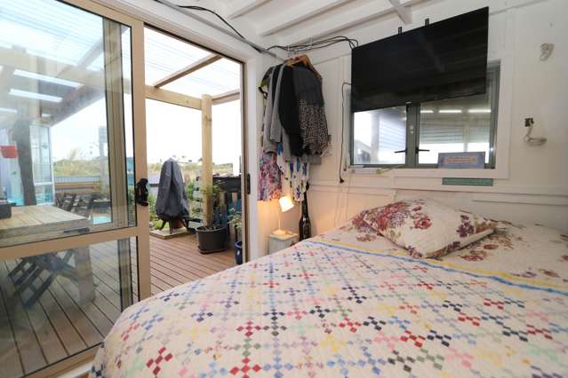 102 Oki Street Oreti Beach_3