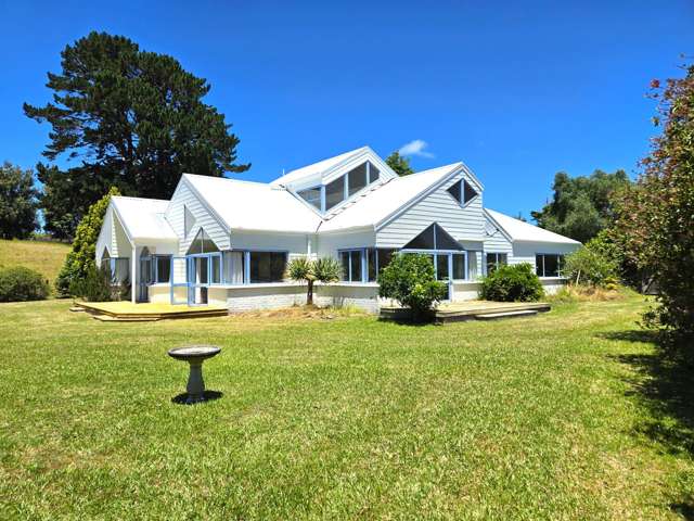 Private Setting with Spacious Living