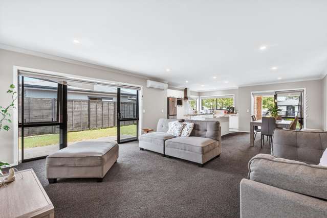 13 Maison Way Rangatira Park_1