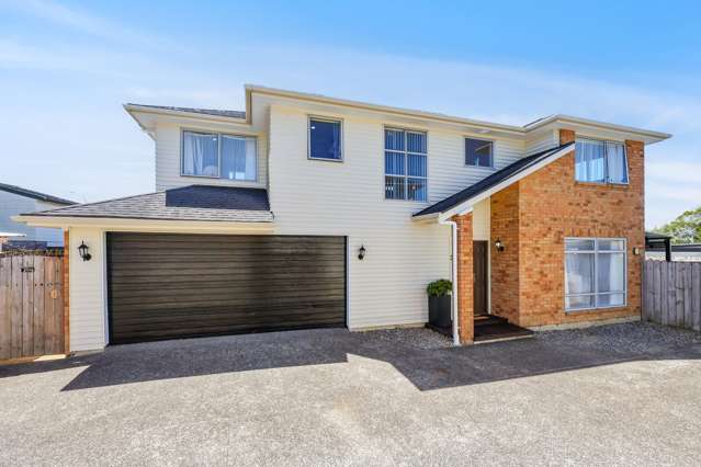 Light, Bright Family Home in Superb Howick!