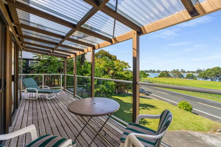 111 Main Road Tairua_18