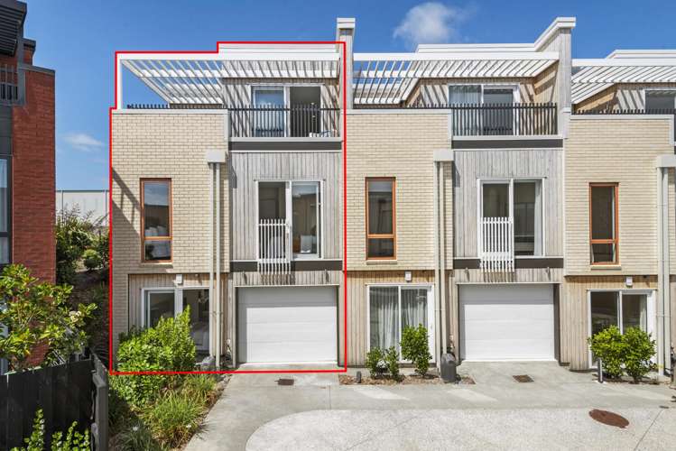 8/27B Hudson Bay Road Hobsonville_12