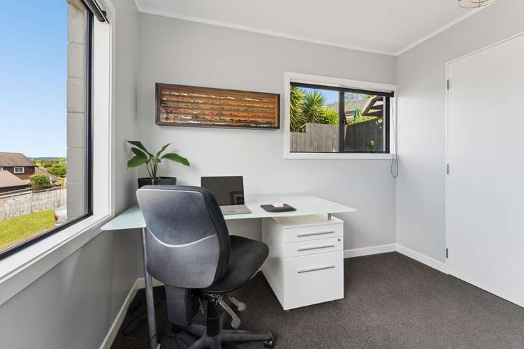 21 Springtime Crescent Stanmore Bay_17