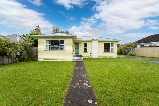 4 Heath Street Wainuiomata_2