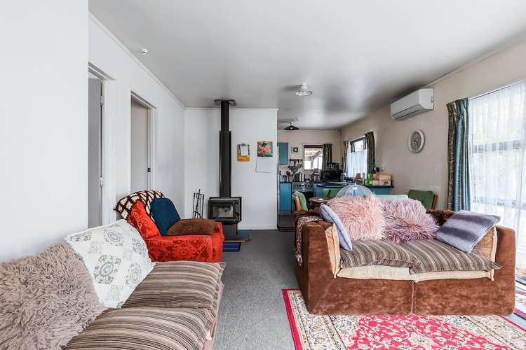 1/15 Te Takinga Street_3