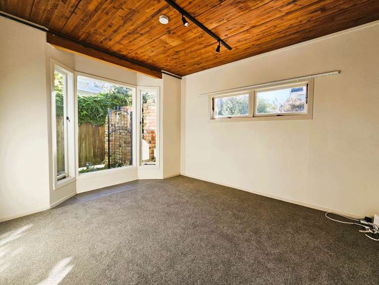 2/135b Vauxhall Road Narrow Neck_15