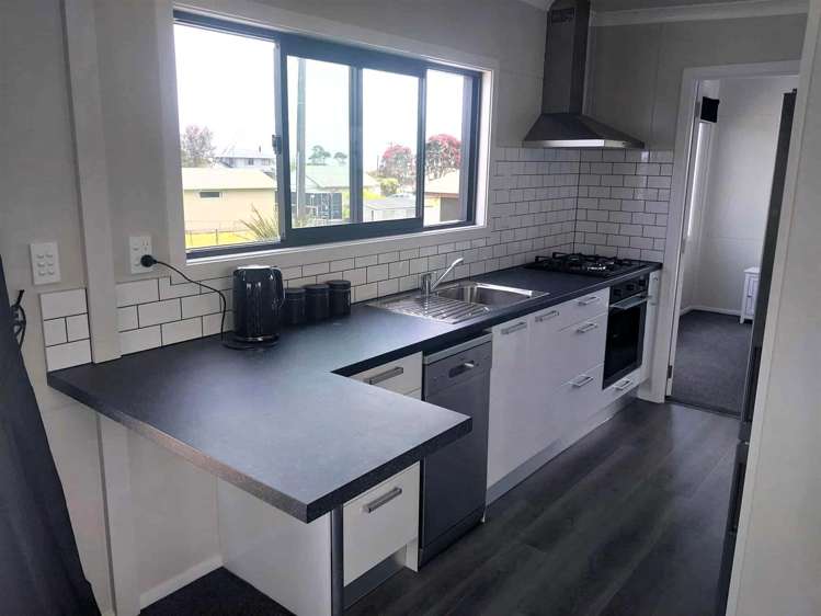 133 Coulson Road Paroa_27