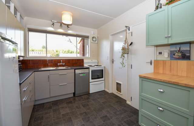 481 High Street South Carterton_1