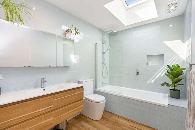 21 Lorenzen Bay Road Raglan_20