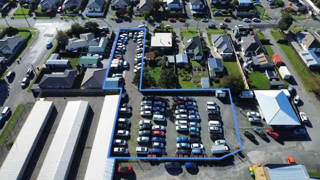 Affordable Wainoni yard