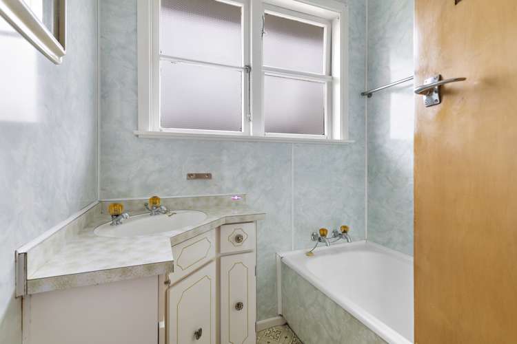 208 High Street Solway_10