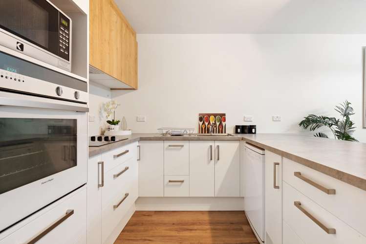 Unit A/37-39 Hallenstein Street Queenstown_10