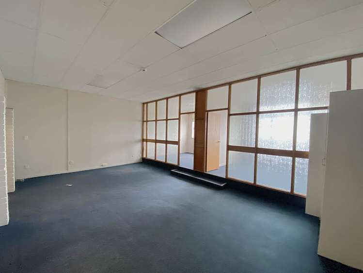 10-14 New North Road Eden Terrace_2