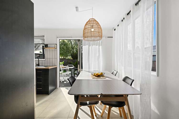 392 Kahikatea Drive Dinsdale_6