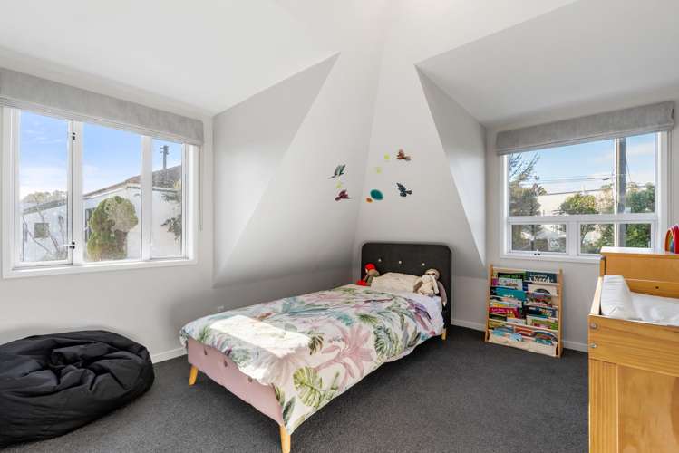 89 Nevay Road Miramar_19