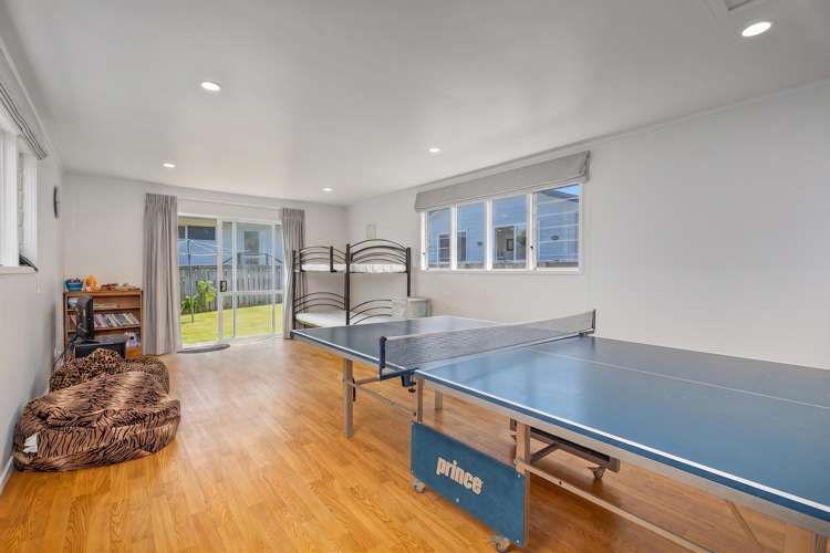 11 Martin Place Cooks Beach_17