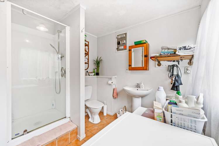 45 John Dee Crescent Red Beach_19