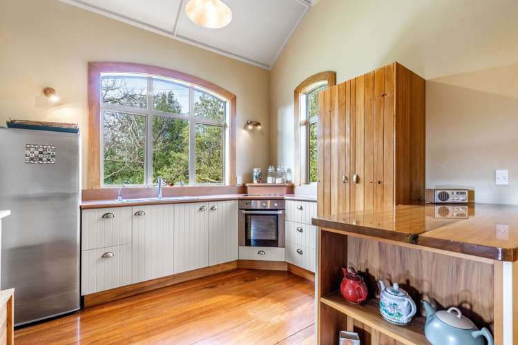 7 Waimea Valley Road Gore Surrounds_7