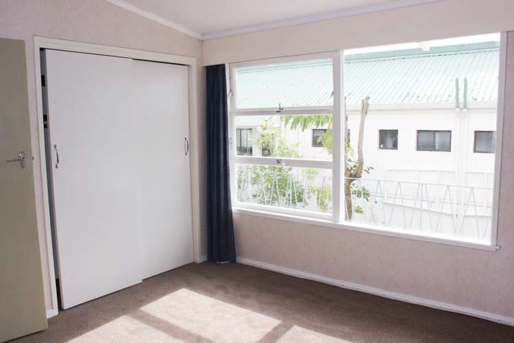 4/10 Blomfield Spa Takapuna_6