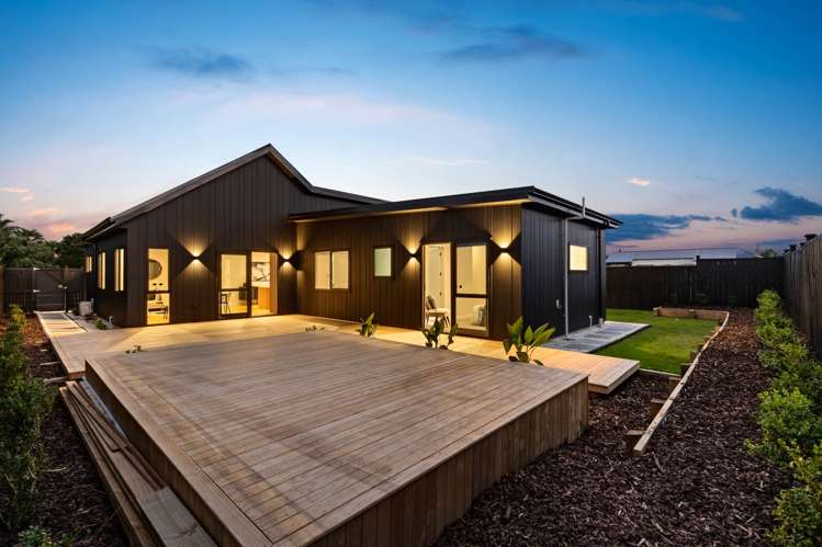 8 Acorn Parish Lane Clevedon_23