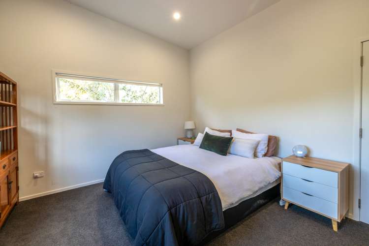 52 Calais Terrace Ostend_15