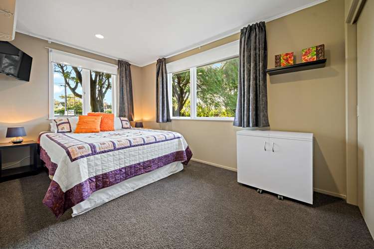 35 Muir Avenue Mangere Bridge_9