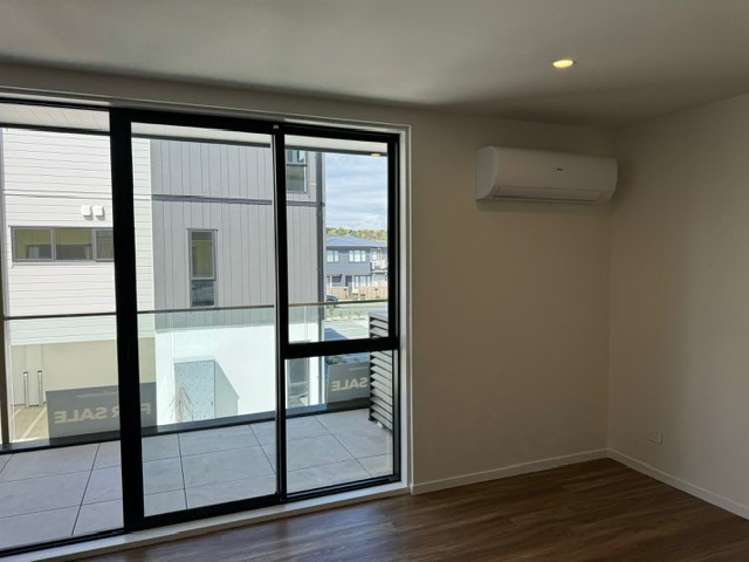 102/7 Newelm Lane Flat Bush_6