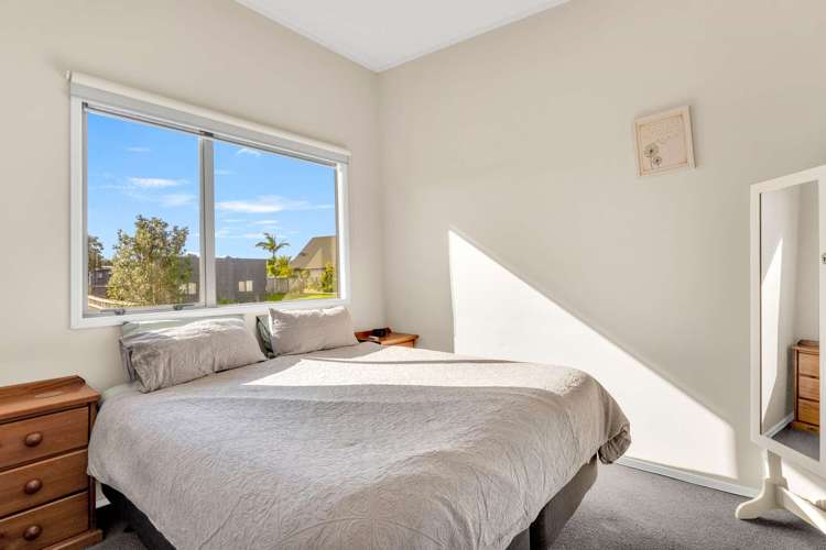 110 The Fairway Matarangi_13