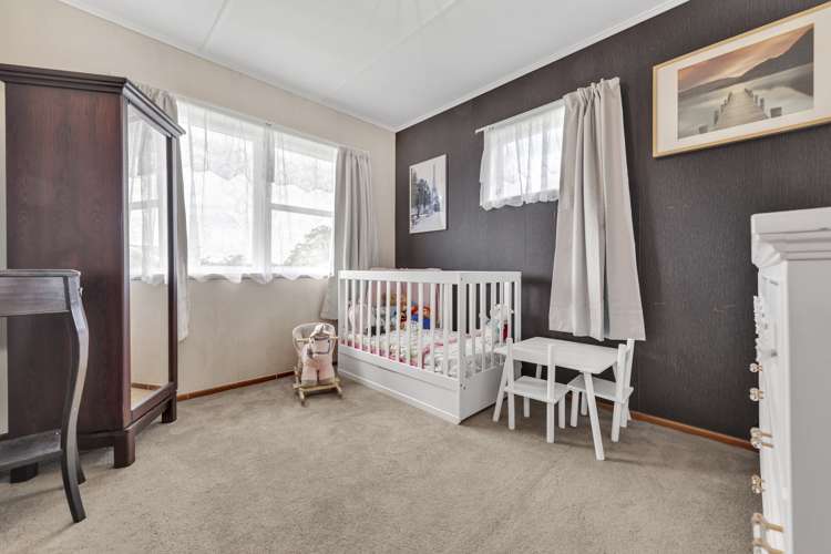 15 Waikaremoana Place Pakuranga Heights_13